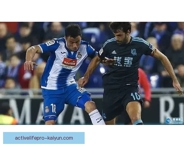 贝肯鲍尔比赛掌控力持续提升，备受关注的中场发挥引领球队表现