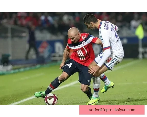 里昂战术调整后攻防表现稳健，近期战绩走势清晰